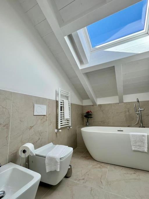 Apt. Aries - Penthouse Menaggio Exterior photo